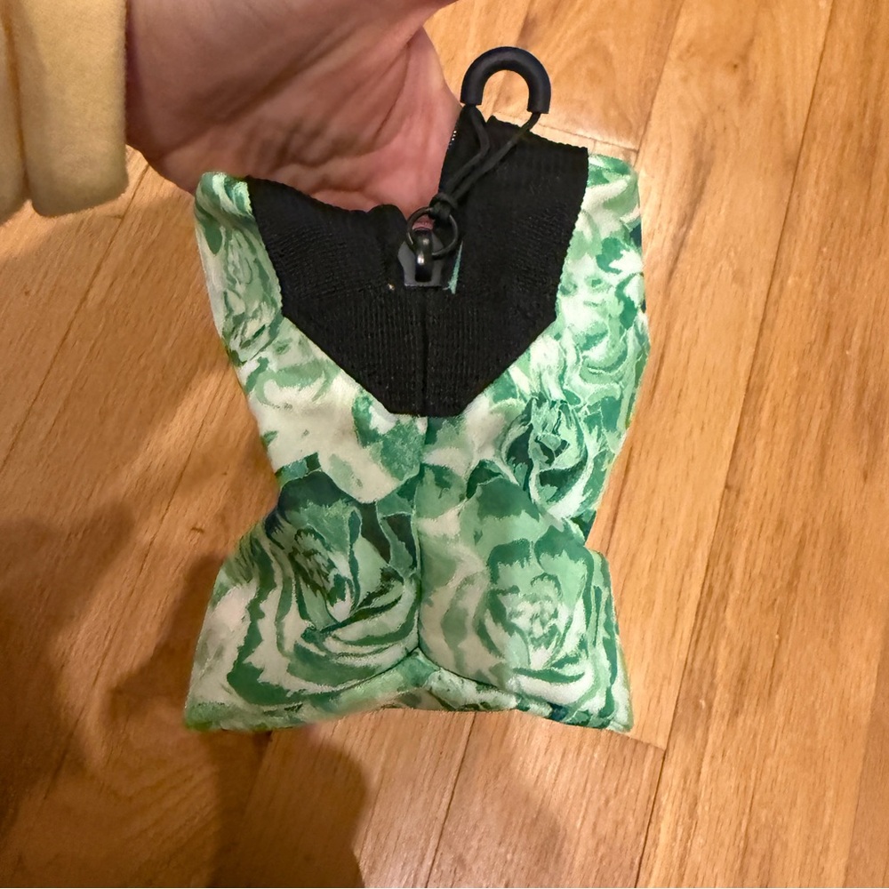 Ganni Green and White floral nylon cosmetic makeup toiletry case - Picture 3 of 5